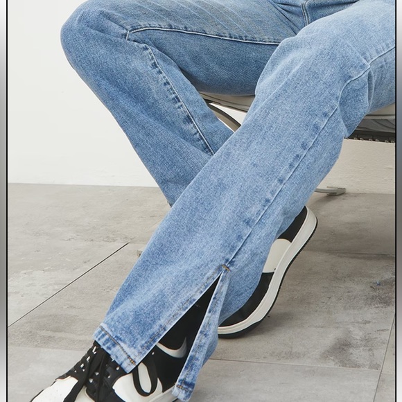 Pretty Little Thing - light blue wash - split hem jeans size: 8 (UK SIZE 10) - Picture 4 of 5